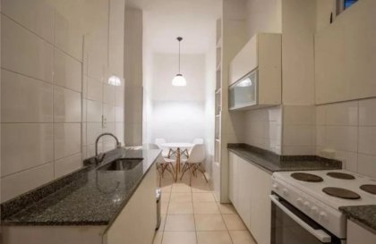 Excelente Pb de 3 Ambientes Frente 70 M² Reciclado.