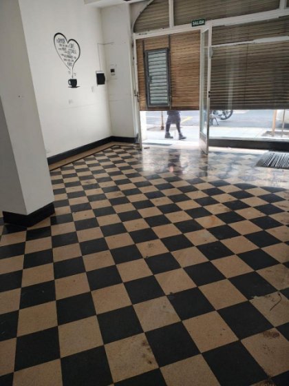 Local en Alquiler, de 150 m² con Sotano, en Charcas 2533 Barrio Noerte.